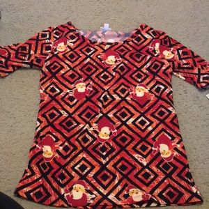 Never worn lularoe Gigi. Size medium.